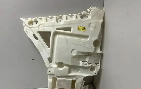 BMW X3 G01 Rear bumper mounting bracket 8081885