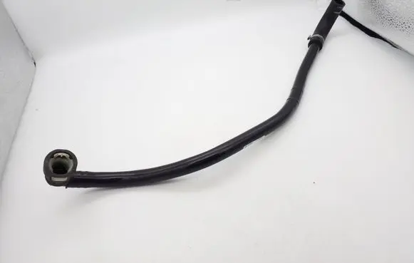 Volkswagen Jetta VI Fuel line/pipe/hose 5C0201160A
