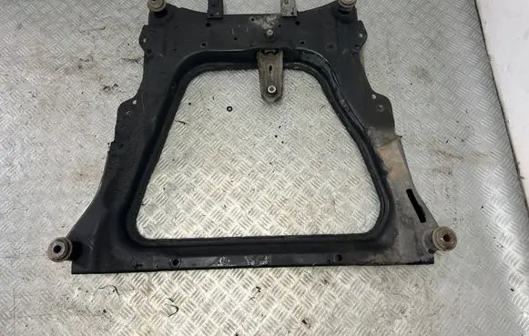 Nissan Juke I F15 Front subframe