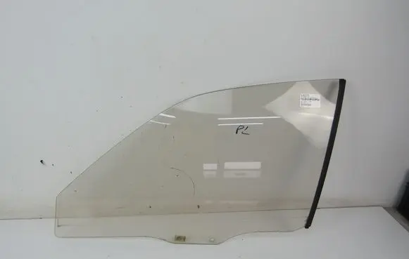 Mitsubishi Galant Front door window glass four-door 