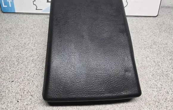 BMW 5 E39 Armrest 8196936 14022003