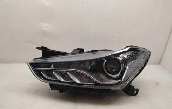 Maserati Ghibli Headlight/headlamp 00670215130 34030292