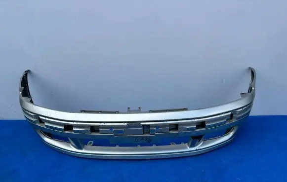 Mitsubishi Carisma Front bumper XR910209