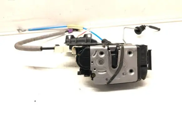 Mercedes-Benz CLA C117 X117 W117 Rear door lock