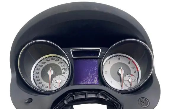 Mercedes-Benz CLA C117 X117 W117 Speedometer (instrument cluster) A1179008100