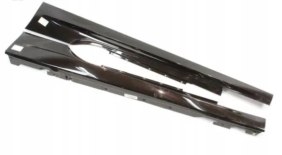 Front sill (body part)