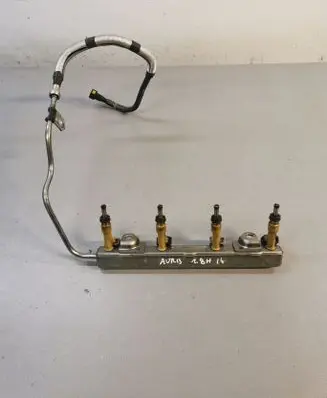 Toyota Auris E180 Fuel injectors set 232500T030