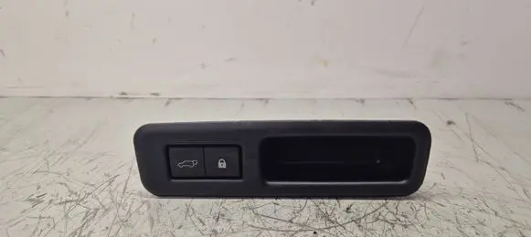 Lexus RX 450H Tailgate/trunk/boot open switch 6929148040