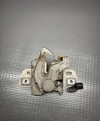 Volvo C30 Engine bonnet/hood lock/catch 30716529
