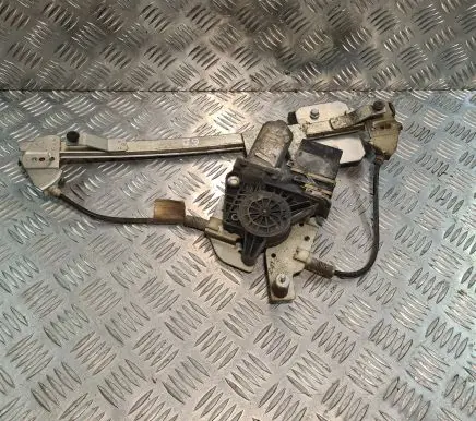 Rear window lifting mechanism without motor