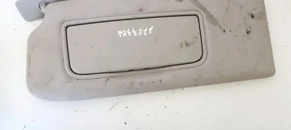 Sun visor