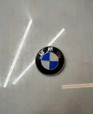 BMW 7 F01 F02 F03 F04 Manufacturer badge logo/emblem 8132375