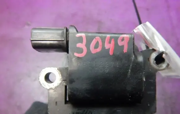 Mitsubishi Carisma High voltage ignition coil H6T12271