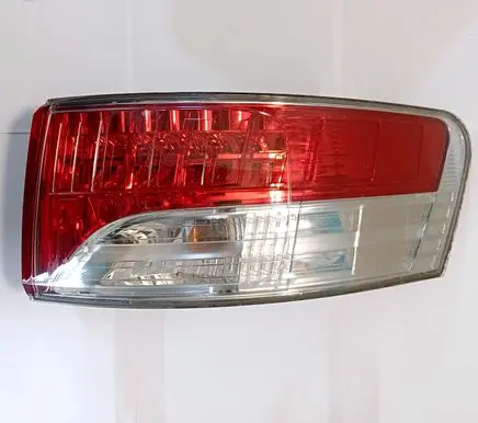 Toyota Avensis T270 Rear/tail lights