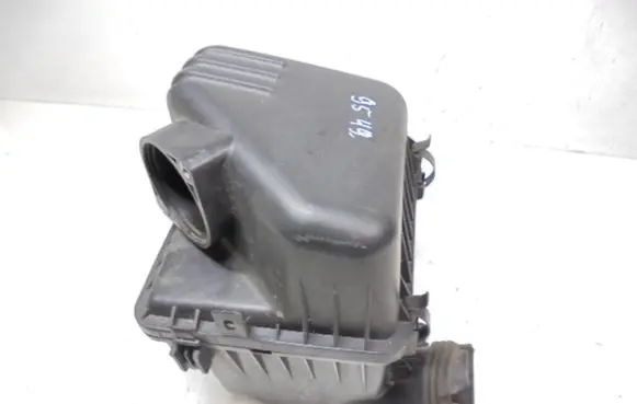 Hyundai i30 Air filter box 28110-1H250