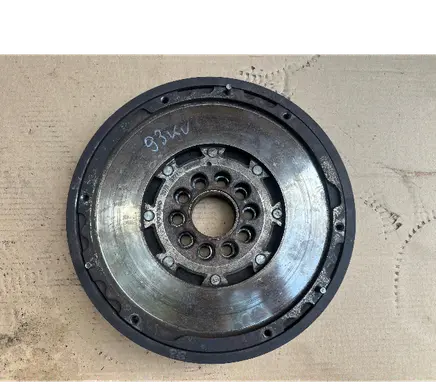 Volvo V70 Dual mass flywheel 30735771