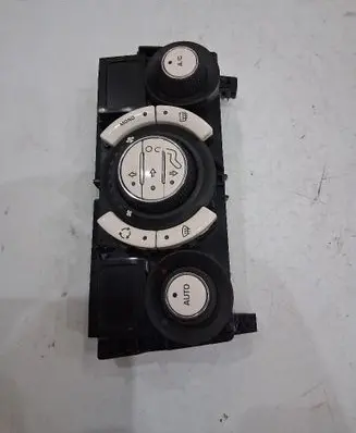 Citroen C3 Picasso Climate control unit 96863912WC