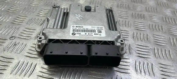 BMW 5 F10 F11 Engine control unit/module 8517862 0281018502