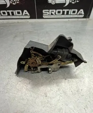 Mercedes-Benz E W210 Rear door lock 2027300535