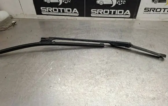 Mercedes-Benz CLK A209 C209 Front wiper blade arm A2038202744
