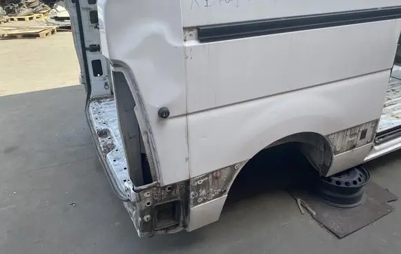 Renault Master III Rear quarter panel 