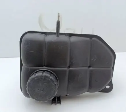 Mercedes-Benz C W203 Coolant expansion tank/reservoir 2035000049