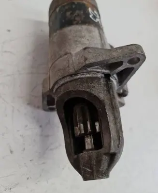 Subaru Impreza I Starter motor 23300AA381 M000T83981 1130