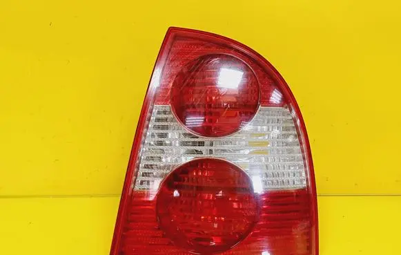 Rear/tail lights