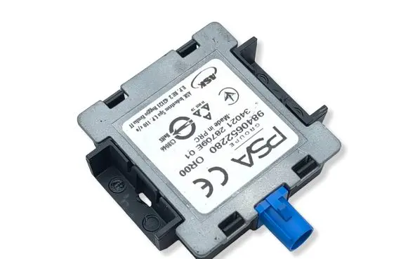 Citroen C4 III e-C4 Aerial antenna amplifier 9840652280 3402128709E
