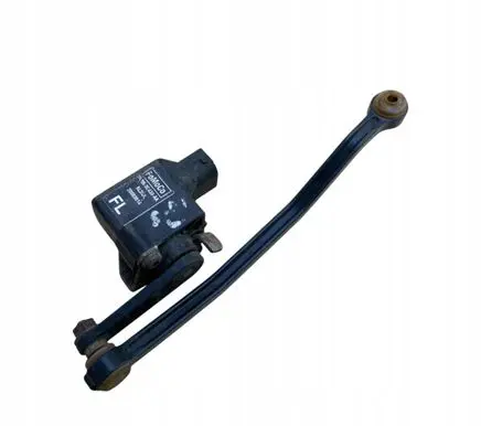 Volvo XC70 Headlight/headlamp level sensor 7G9N-3C492-AA