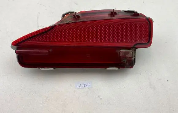 Toyota Yaris Rear fog light V293100R