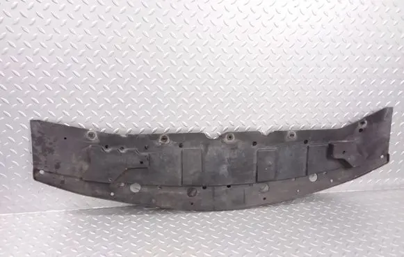 Front bumper skid plate/under tray