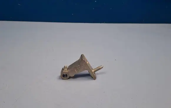 Audi Q7 4M Front door upper hinge 4M0831403E
