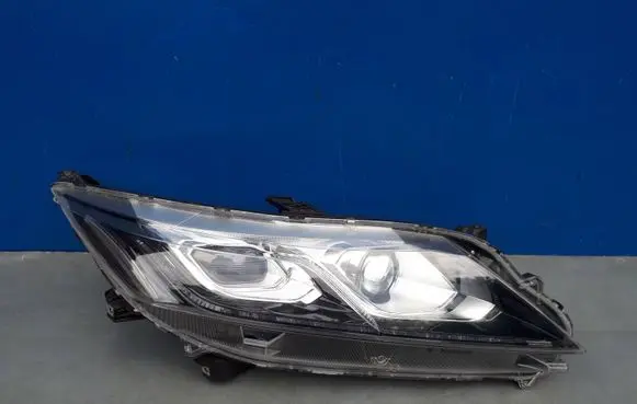 Mitsubishi Eclipse Cross Headlight/headlamp W3154