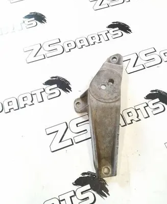 BMW 5 E39 Engine mounting bracket 1096079