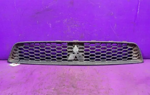 Mitsubishi Colt Front grill 