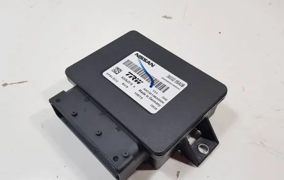 Nissan Leaf II (ZE1) Parking PDC control unit/module 360325SA0B A008J316 A3C0219620000
