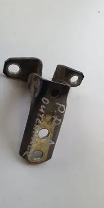 Mitsubishi Outlander Front door lower hinge 
