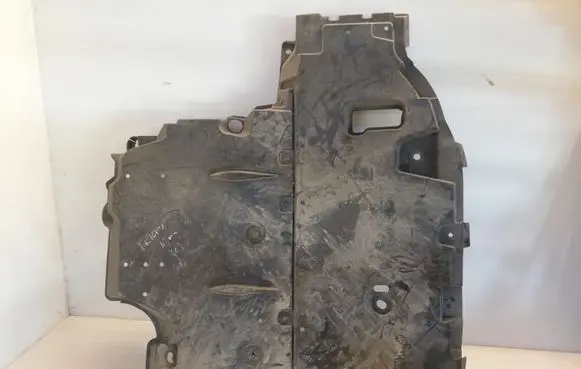 Toyota Prius (XW30) Engine splash shield/under tray 5839847031 5830847011 5839947011