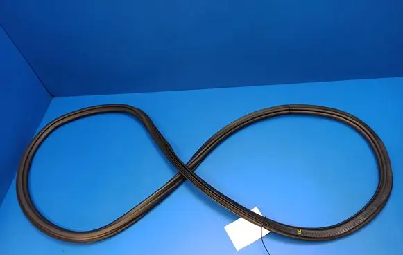 Audi A3 S3 8V Rubber seal rear door 8V5833721