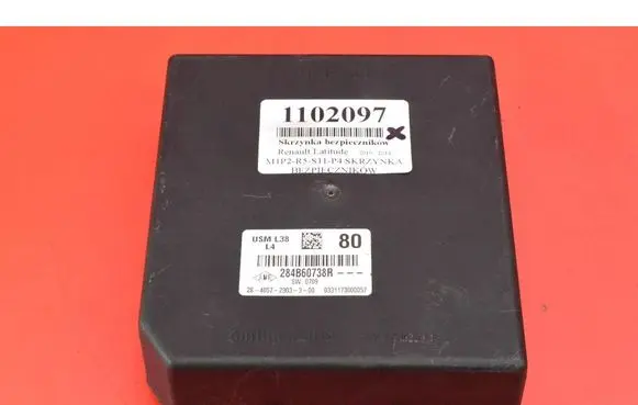Renault Latitude (L70) Fuse box set 284B60738R