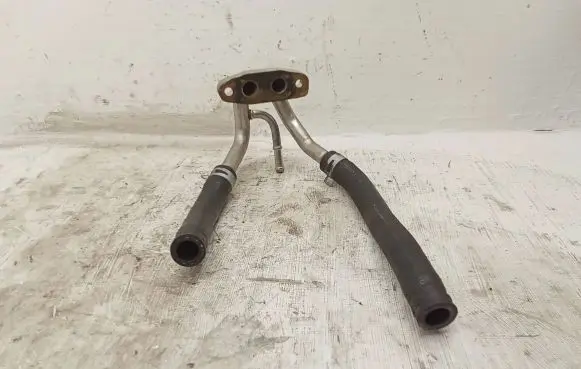 Honda Civic IX Coolant pipe/hose 