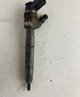 Mitsubishi Colt Fuel injector 0445110167 044511016
