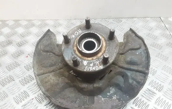 Toyota Avensis T250 Front wheel hub