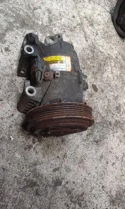 Nissan Primera Air conditioning (A/C) compressor (pump) 2j552
