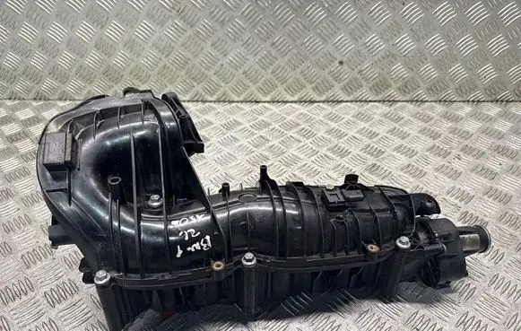 BMW 1 E82 E88 Intake manifold