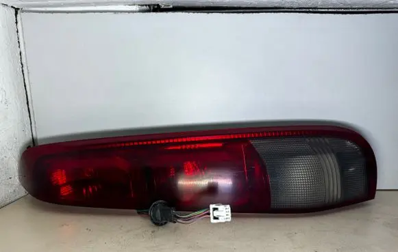 Nissan X-Trail T30 Rear/tail lights 4913 B46R