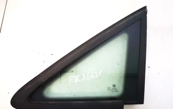 Volkswagen Touran I Front triangle window/glass 1t0845411
