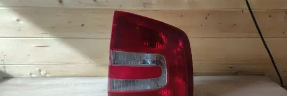 Skoda Octavia Mk2 (1Z) Rear/tail lights 1Z9945258