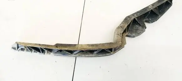 Skoda Octavia Mk2 (1Z) Front bumper mounting bracket 1Z0807183A